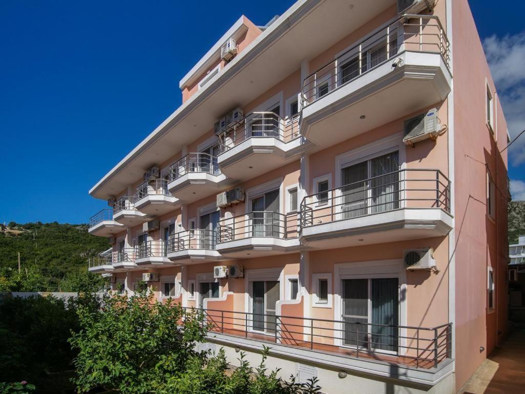 Himara Royal Hotel Eksteriør bilde