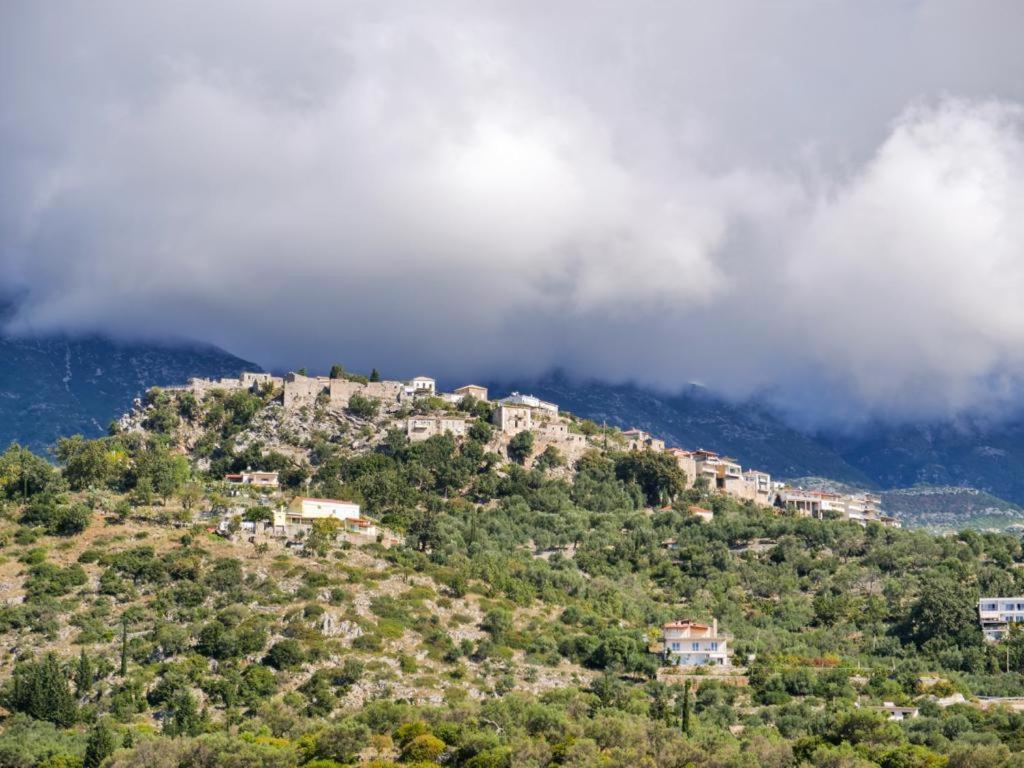 Himara Royal Hotel Eksteriør bilde