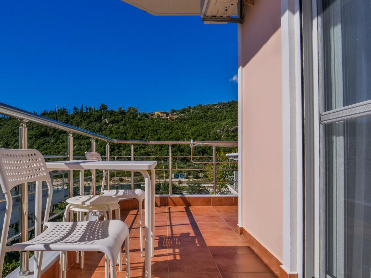 Himara Royal Hotel Eksteriør bilde