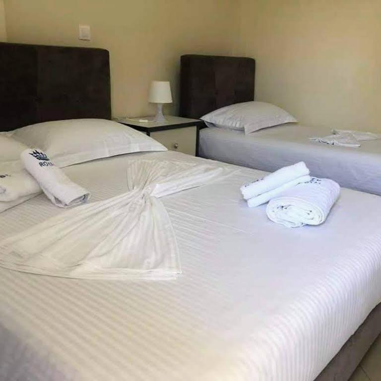 Himara Royal Hotel Eksteriør bilde