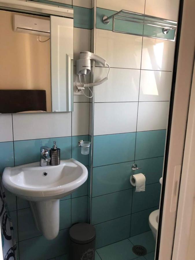 Himara Royal Hotel Eksteriør bilde
