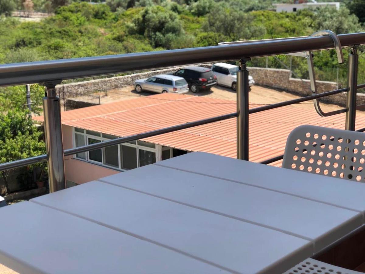 Himara Royal Hotel Eksteriør bilde